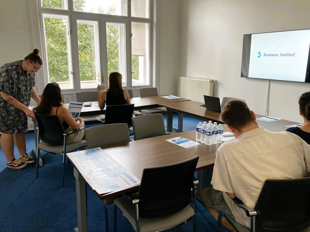 Den otevřených dveří na&nbsp;Business Institutu proběhl dne 13. 9. 2023 - galerie